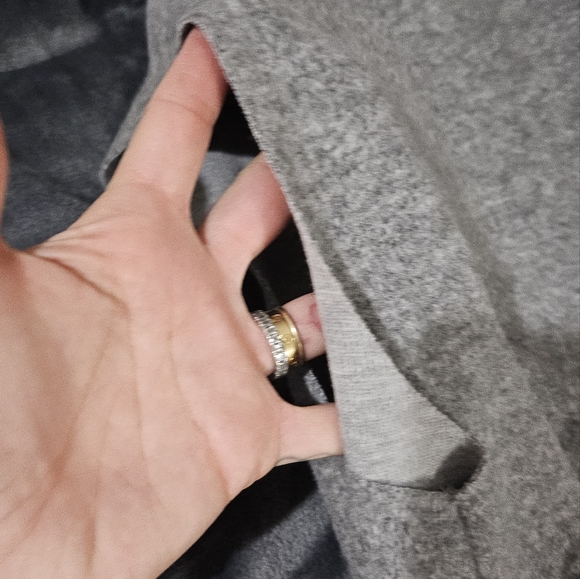 Zara sleevless turtleneck style sweater - Picture 6 of 7